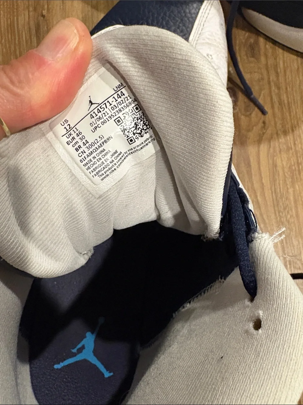 Mens Jordan sneakers